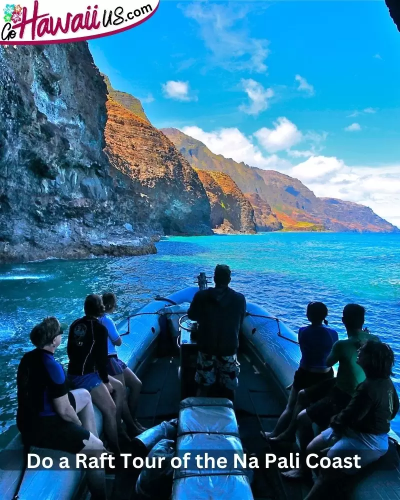  Do a Raft Tour of the Na Pali Coast