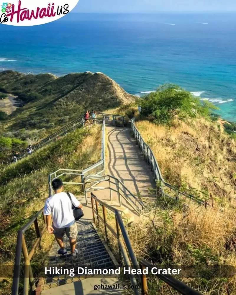 Hiking Diamond Head Crater