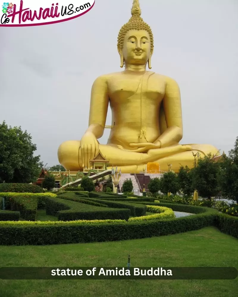 statue of Amida Buddha